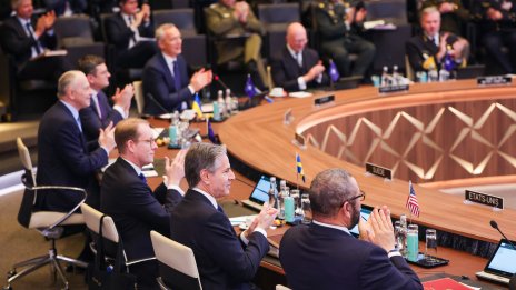 НАТО разработва специална 10-годишна програма за Киев