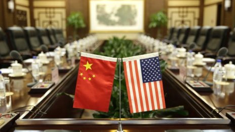 САЩ затягат санкциите срещу китайски компании, продаващи чипове на Русия