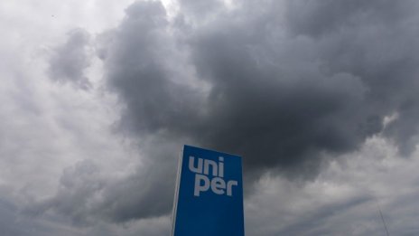 След по-слабите доставки на руски газ германският Uniper се отказа от прогнозата