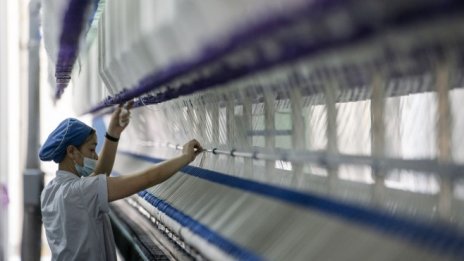 Активността на фирмите в Китай нарасна за пръв път от три месеца насам