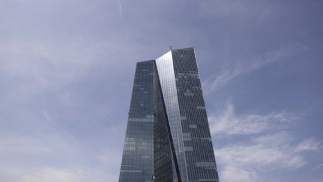 ЕЦБ може да помоли банките да предвидят възможна рецесия в бизнес плановете си
