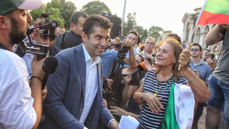 Петков: Изказванията за служебното правителство не помагат на хората да вземат решение на 2 октомври