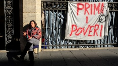 Нарастващата бедност в Италия - основна социална платформа в предстоящите избори