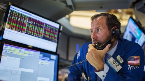 Wall Street излезе на червено заради ръста на доходността на облигациите*