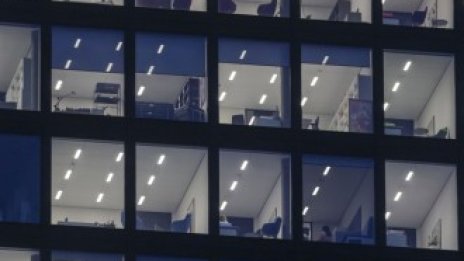 Бизнес имотите в света са привлекли близо 300 млрд. долара в началото на 2022 г.