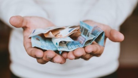 Търговският дефицит на България се увеличи с над 665 млн. евро през ноември