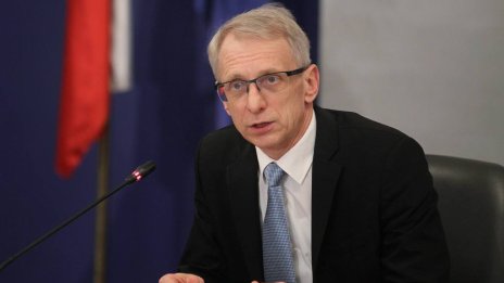 Денков: Енергийният преход ще запази България като нетен износител на ток