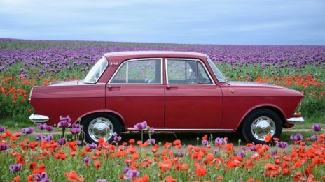 Възкръсването на „Москвич“ - Русия се връща към марката след напускането на Renault