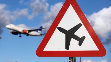 Поскъпването на горивата заплашва възстановяването на авиокомпаниите от пандемията