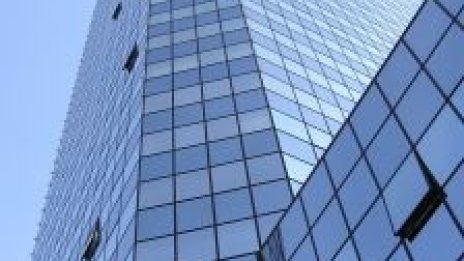 Чуждестранните инвеститори в бизнес имоти с 50% дял от сделките по света