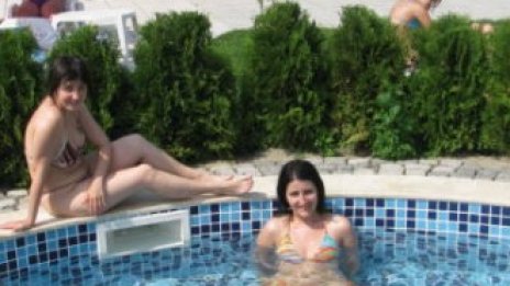 Печели ли се от минералните плажове и колко губи Синергон холдинг от неговия?