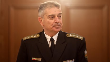 Началникът на отбраната: F-16 има малък технически проблем, въпрос на дни е да бъде отстранен