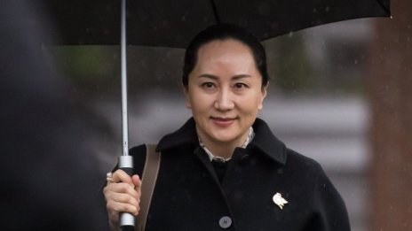 Мън Уанджоу настоява съдът в Канада да покаже класифицирани документи