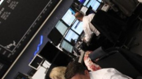 Европейските борси започнаха слабо новата седмица 