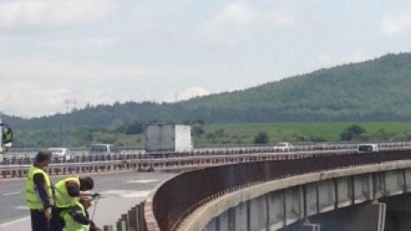 Пътната агенция продължава с ремонтите на виадуктите по "Хемус"