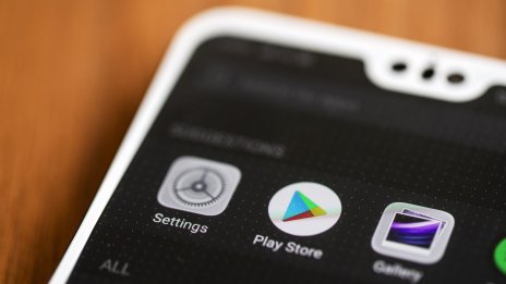 Американски съдия укори Google за бавните промени в магазина за приложения