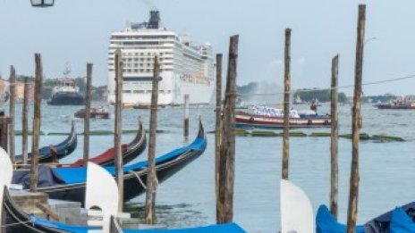 Забраната за влизане във Венеция може да не е край на битката с круизните кораби