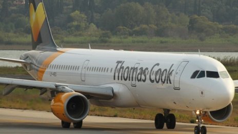 Нискотарифните авиокомпании – сред причините за фалита на Thomas Cook