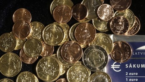 Гърците са изтеглили 4 млрд. евро от банките от началото на годината