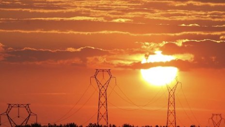 КЕВР потвърждава първоначалните си изчисления за цената на тока