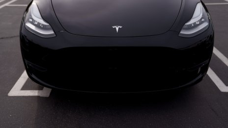 Tesla записа най-добрата си седмица от май 2013 г.