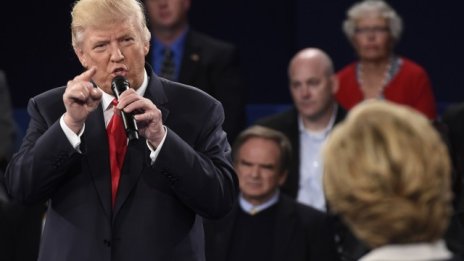 Вторият дебат в САЩ, или заплахата на Тръмп да хвърли Клинтън в затвора