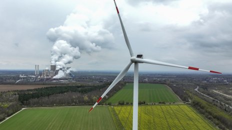 Вятърът и ядрените централи изхвърлят въглищата от микса на ЕС в началото на есента