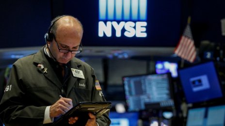 Amazon поведе S&P 500 и Dow към нови рекорди