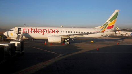 Етиопски самолет се разби напът за Найроби*