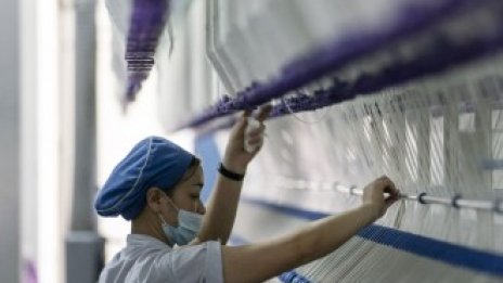 Промишленото производство в Китай губи пара с увеличаването на рисковете за растежа