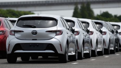 Toyota остава най-големият автомобилен концерн в света, увеличава разликата с VW