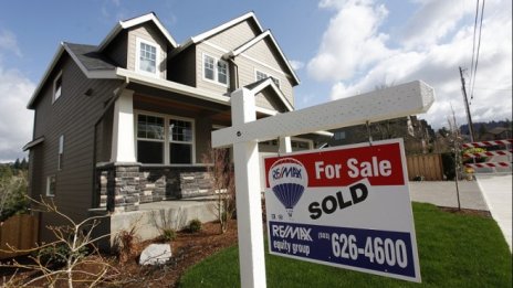 Продажбите на съществуващи жилища в САЩ достигат 10-годишен връх през януари