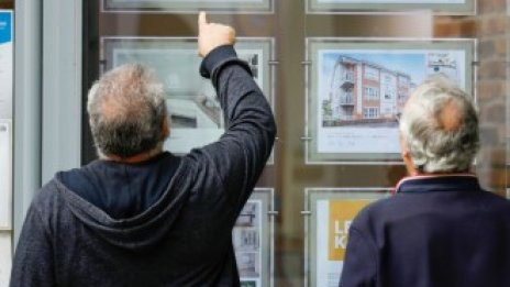 Едно на всеки седем жилища във Великобритания се продава за седмица
