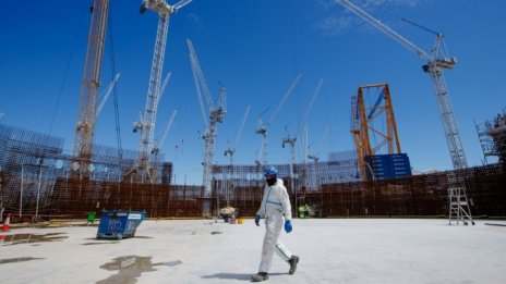 Британската ядрена индустрия предвижда свиване на разходите за нови проекти с 30%