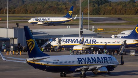 Ryanair понижи прогнозата за целогодишната печалба заради високите цени на горивото