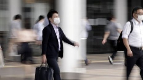 Япония увеличава икономическите стимули с рекордните 298 млрд. долара