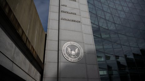 Американският борсов регулатор наложи санкции за 5 млрд. долара през 2023 г.