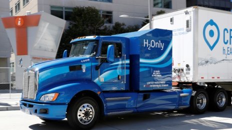 Автомобилните производители ще атакуват САЩ с големи електрически камиони