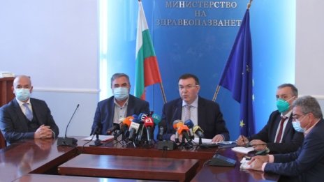 Ангелов: Първата ваксинация в България ще бъде направена на 27 декември