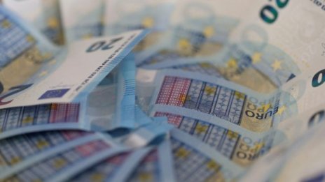 Еврочиновници предлагат мегафонд в подкрепа на &bdquo;европейските шампиони&ldquo;