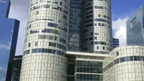 Цените на бизнес имотите в големите градове по света се свиват рязко