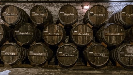 Акциите на Remy Cointreau поевтиняха след достигнат пик в продажбите на алкохол