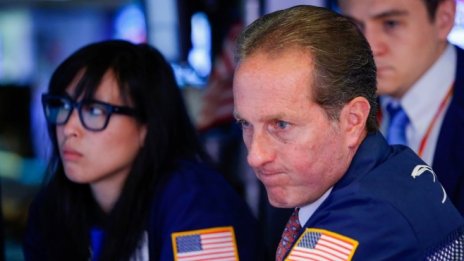 Dow потъна с над 800 пункта в най-лошия си ден за 2019 г. след сигналите за рецесия 