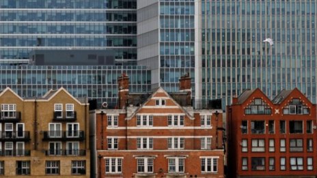 Цените на имотите в Лондон са навлезли в негативна спирала