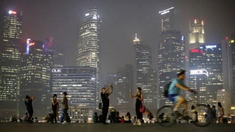 Продажбите на частни жилища в Сингапур скочиха с 47% през март