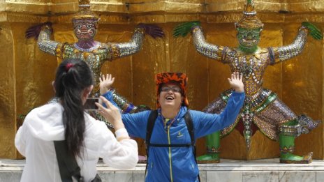 Невъзпитаните китайски туристи - новото предизви-кателство пред Тайланд