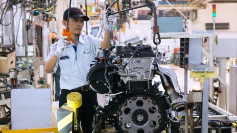 Богатата на никел Индонезия впряга цялата си икономика в своя електромобилен стремеж