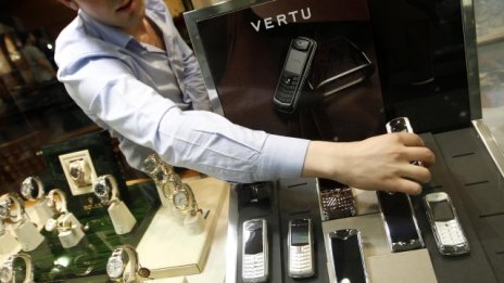 Financial Times: Nokia продава марката си Vertu 