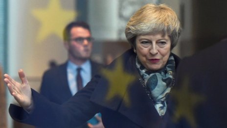 Мей ще внесе повторно споразумението за Brexit в парламента преди 21 януари