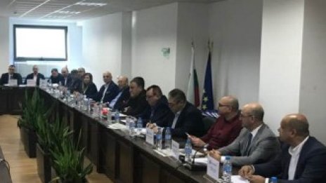 Строители излизат на протест в сряда